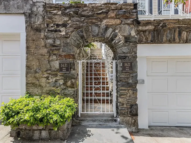 Riverview Townhome